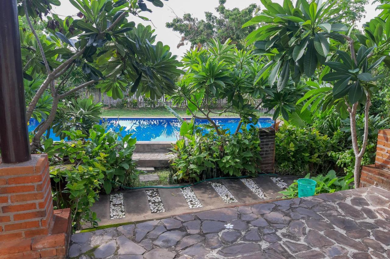 Oyo 3070 Villa Lovina Eco Lodge מראה חיצוני תמונה