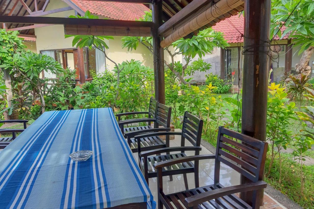 Oyo 3070 Villa Lovina Eco Lodge מראה חיצוני תמונה