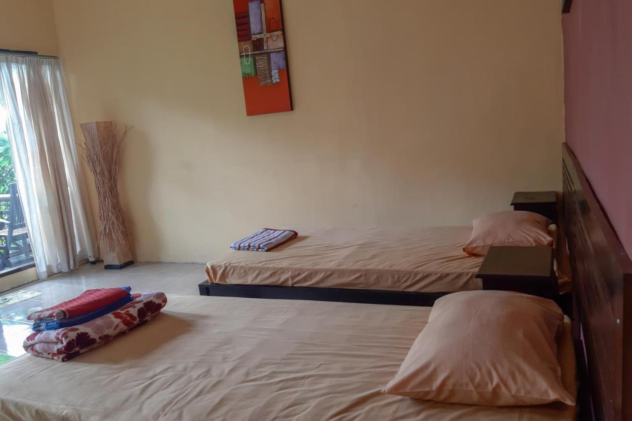 Oyo 3070 Villa Lovina Eco Lodge מראה חיצוני תמונה