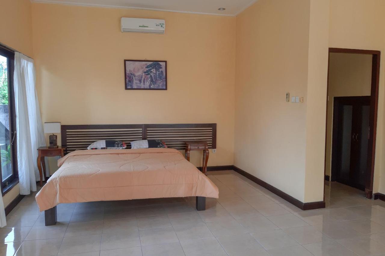 Oyo 3070 Villa Lovina Eco Lodge מראה חיצוני תמונה